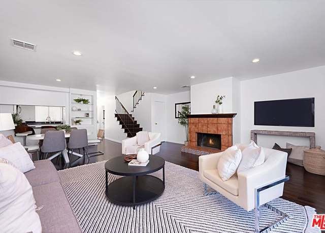 Property at 4365 Mclaughlin Ave #12, Los Angeles, CA 90066, 2 beds, 3 baths