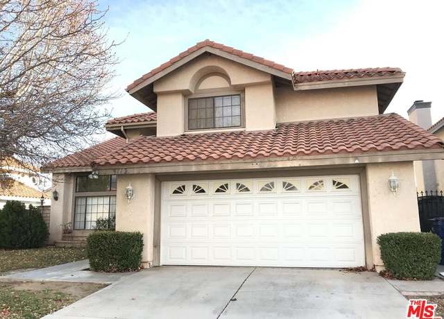 Property at 3112 Caminito Ln, Palmdale, CA 93550, 4 beds, 3.5 baths
