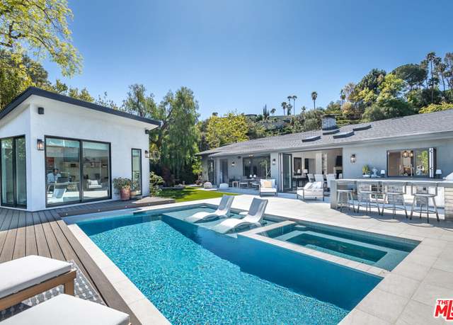 Property at 2192 Banyan Dr, Los Angeles, CA 90049, 4 beds, 4 baths