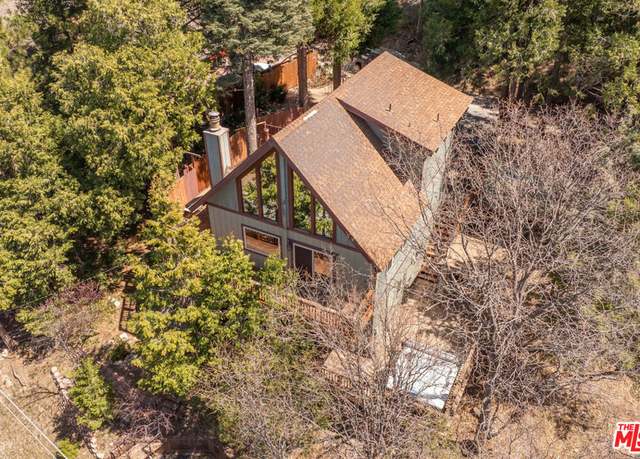 Property at 817 Grass Valley Rd, Lake Arrowhead, CA 92352, 3 beds, 2.5 baths