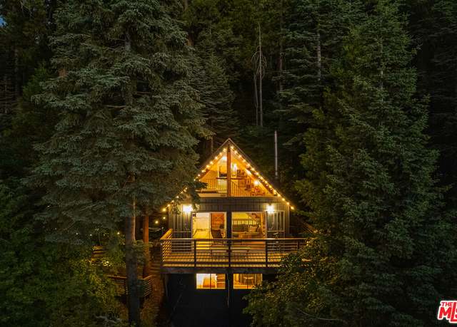 Property at 580 Lakewood Rd, Lake Arrowhead, CA 92352, 3 beds, 1.5 baths