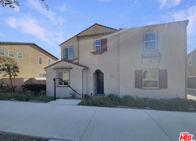 Property at 1972 Harvest Loop, Santa Paula, CA 93060, 4 beds, 3.5 baths