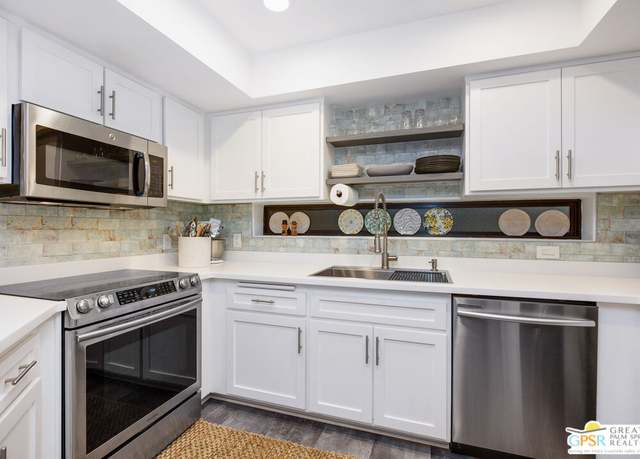 Property at 255 S Avenida Caballeros #313, Palm Springs, CA 92262, 2 beds, 2 baths