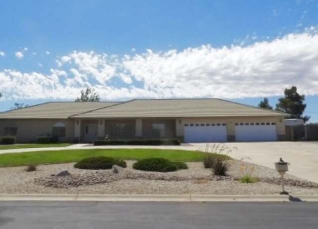Property at 6950 Oak View Ct, Oak Hills, CA 92344, 4 beds, 3 baths