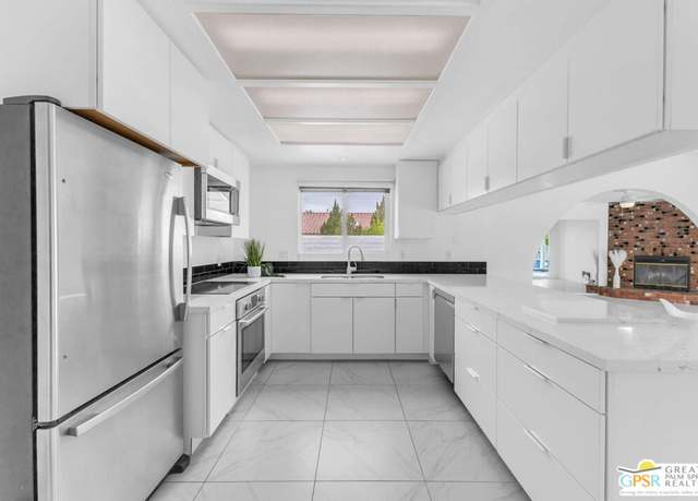 Property at 2375 E Joyce Dr, Palm Springs, CA 92262, 3 beds, 2 baths