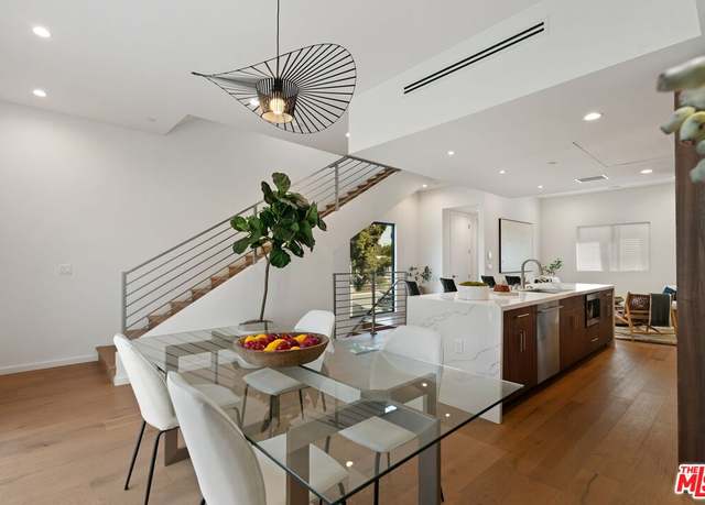 Property at 12614 Venice Blvd, Los Angeles, CA 90066, 4 beds, 4.5 baths