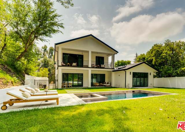 Property at 16815 Shileno Pl, Encino, CA 91436, 6 beds, 6.5 baths