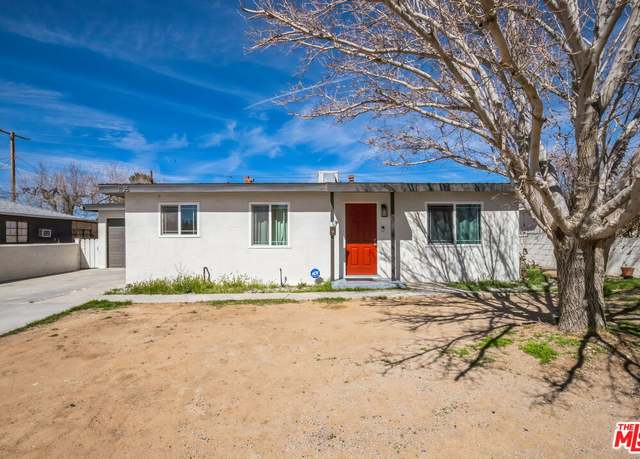 Property at 1135 W Pillsbury St, Lancaster, CA 93534, 3 beds, 1 bath