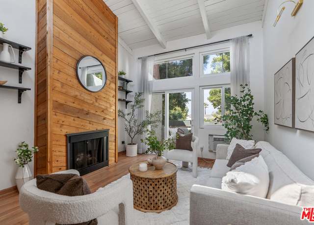 Property at 4900 Overland Ave #305, Culver City, CA 90230, 2 beds, 2 baths