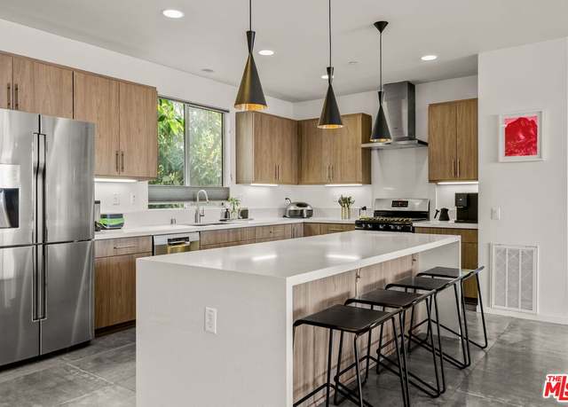 Property at 1344 Douglas St, Los Angeles, CA 90026, 3 beds, 3.5 baths