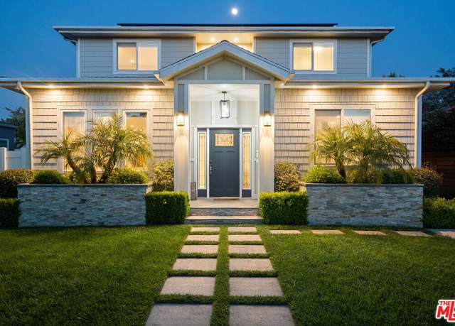 Property at 1622 S Stanley Ave, Los Angeles, CA 90019, 5 beds, 5.5 baths