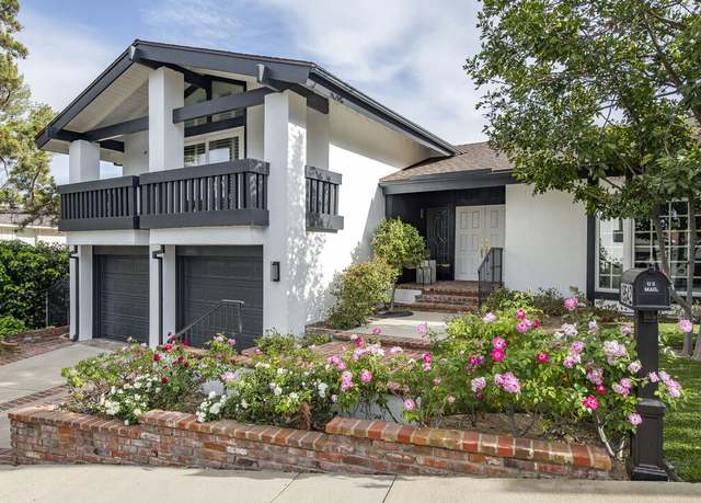 Property at 19542 Greenbriar Dr, Tarzana, CA 91356, 4 beds, 4 baths
