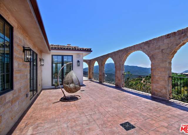 Property at 33182 Mulholland Hwy, Malibu, CA 90265, 3 beds, 4 baths