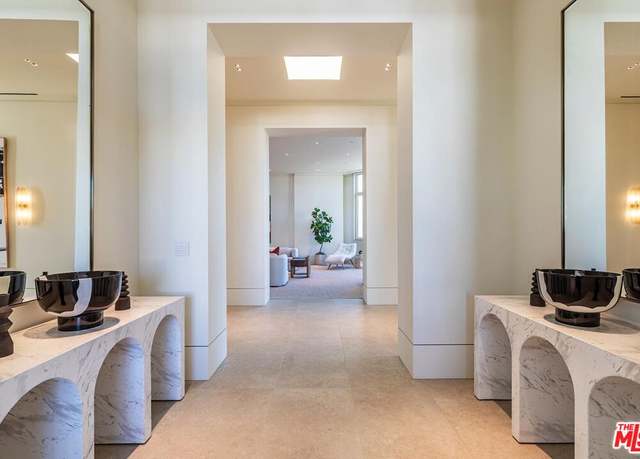 Property at 455 N Palm Dr, Beverly Hills, CA 90210, 3 beds, 6 baths