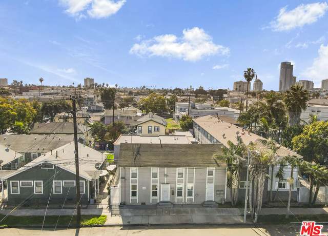 Property at 1060 E 6th St, Long Beach, CA 90802, 2 beds, 4 baths