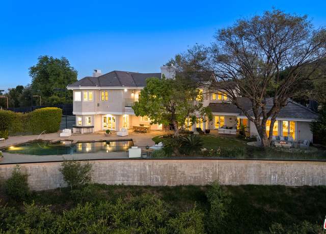 Property at 3123 Stone Oak Dr, Los Angeles, CA 90049, 5 beds, 6 baths