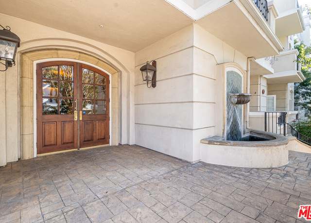 Property at 11680 Montana Ave #107, Los Angeles, CA 90049, 2 beds, 2 baths