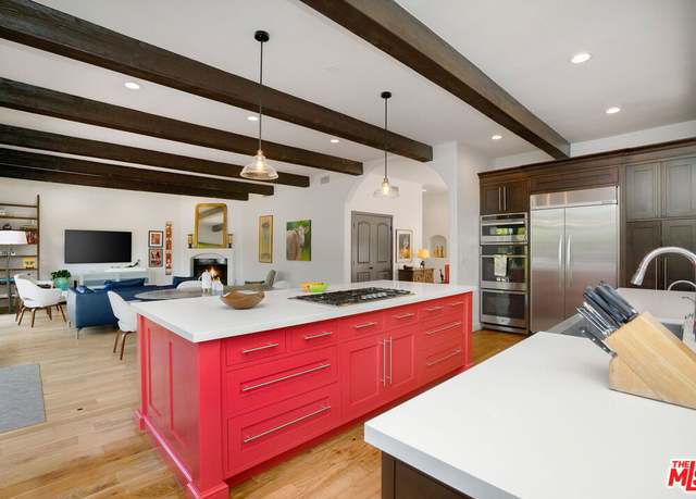 Property at 6216 Primrose Ave, Los Angeles, CA 90068, 3 beds, 4.5 baths