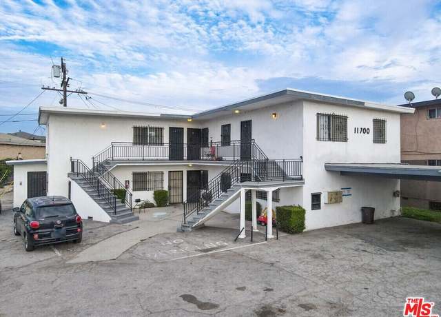 Property at 11700 S Normandie Ave, Los Angeles, CA 90044, 12 beds, 6 baths