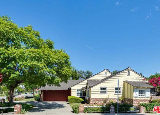 Property at 11268 Cashmere St, Los Angeles, CA 90049, 2 beds, 2 baths