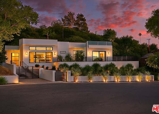Property at 4637 Dunas Ln, Tarzana, CA 91356, 5 beds, 6 baths