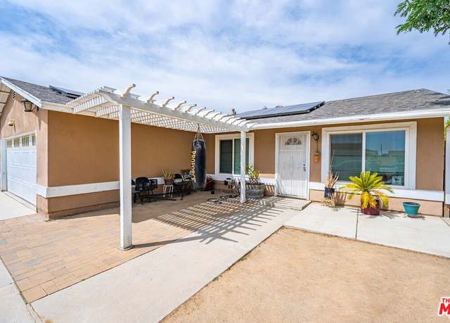 Property at 457 El Dorado St, San Jacinto, CA 92583, 4 beds, 2 baths