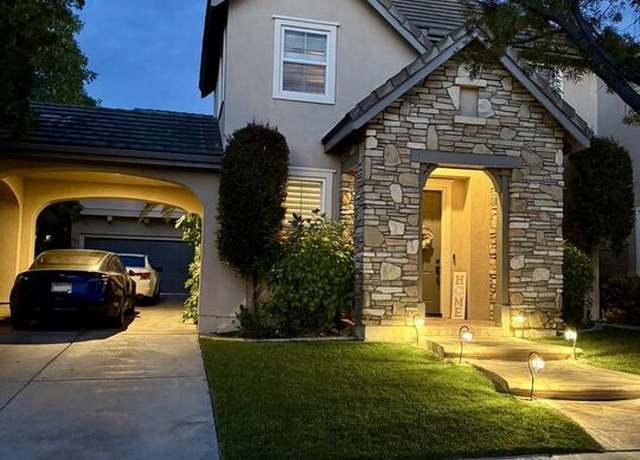 Property at 22 St Just Ave, Ladera Ranch, CA 92694, 4 beds, 2.5 baths