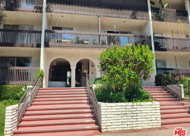 Property at 5334 N Lindley Ave #303, Encino, CA 91316, 2 beds, 2 baths