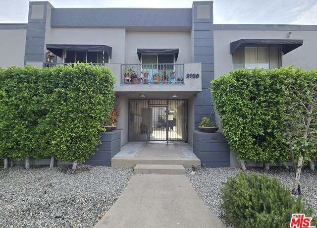 Property at 5720 Yolanda Ave, Tarzana, CA 91356, 49 beds, 42 baths