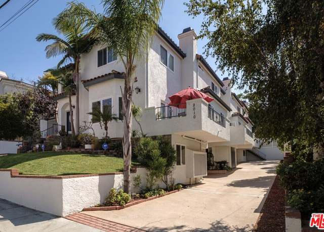 Property at 2010 Mathews Ave Unit C, Redondo Beach, CA 90278, 3 beds, 2.5 baths