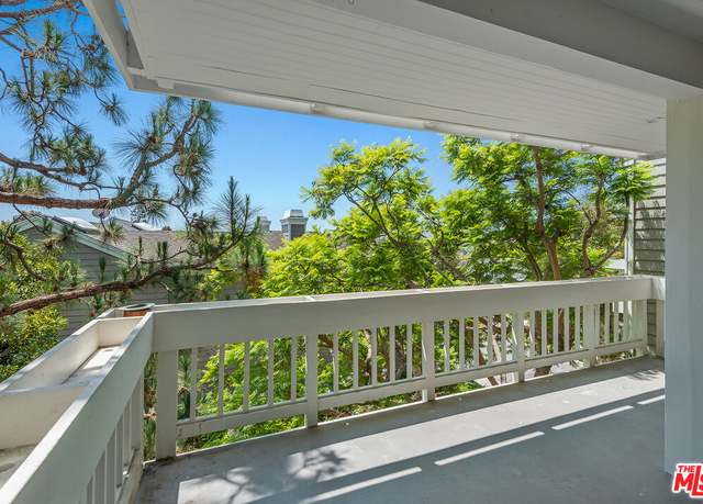 Property at 13078 Mindanao Way #207, Marina Del Rey, CA 90292, 2 beds, 2 baths