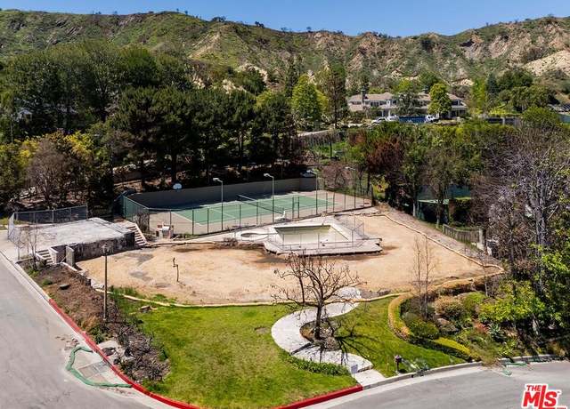 Property at 17706 Camino De Yatasto, Pacific Palisades, CA 90272