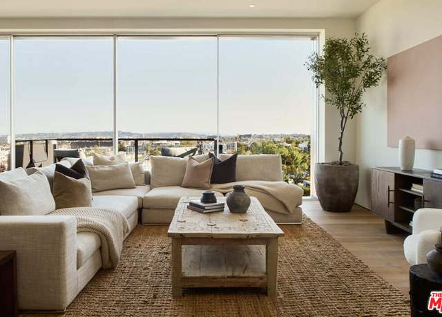 Property at 8899 Beverly Blvd Unit 9D, Los Angeles, CA 90048, 3 beds, 3 baths
