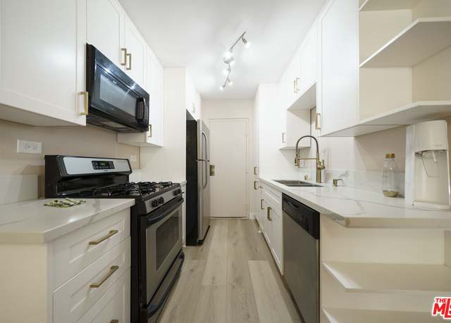 Property at 421 S La Fayette Park Pl #216, Los Angeles, CA 90057, 1 bed, 1 bath
