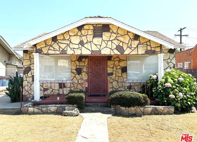 Property at 1706 W 65th Pl, Los Angeles, CA 90047, 3 beds, 1 bath