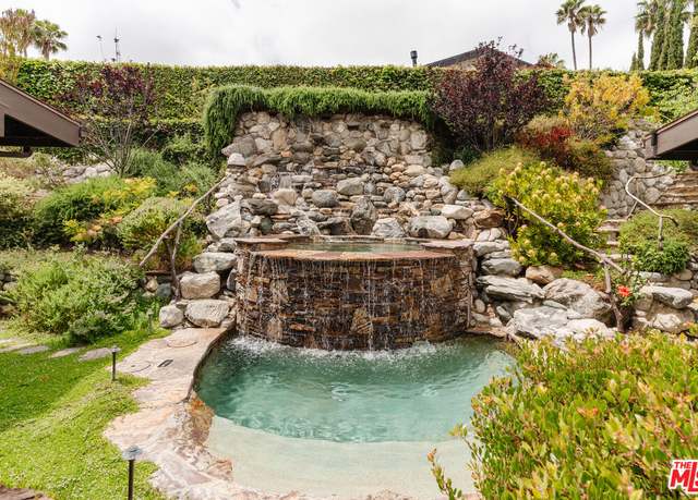 Property at 2208 Westridge Rd, Los Angeles, CA 90049, 3 beds, 2.5 baths