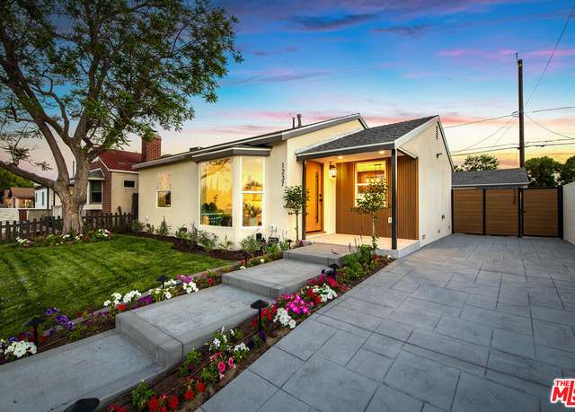 Property at 1237 N Whitnall Hwy, Burbank, CA 91505, 4 beds, 3 baths