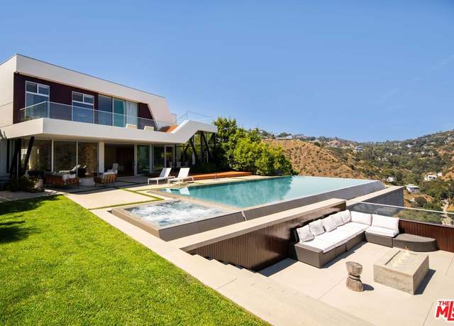 Property at 2008 Hercules Dr, Los Angeles, CA 90046, 4 beds, 5 baths