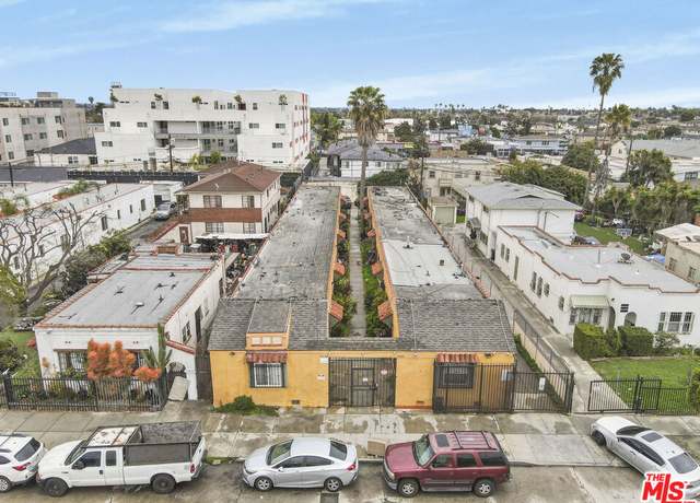 Property at 6536 S Victoria Ave, Los Angeles, CA 90043, 12 beds, 10 baths