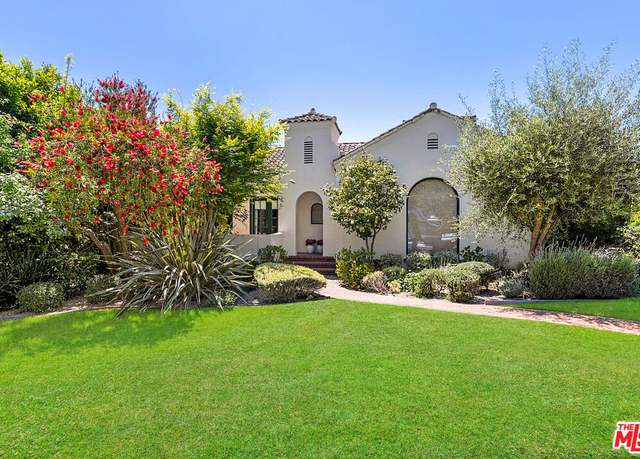Property at 403 S Bundy Dr, Los Angeles, CA 90049, 3 beds, 2.5 baths