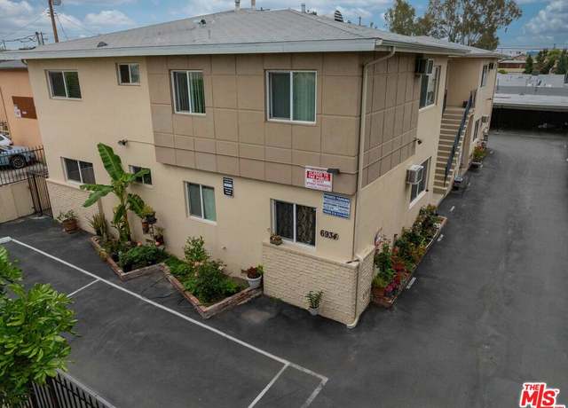 Property at 6934 Hinds Ave, North Hollywood, CA 91605, 10 beds, 6 baths