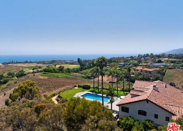 Property at 29660 Harvester Rd, Malibu, CA 90265, 5 beds, 5.5 baths