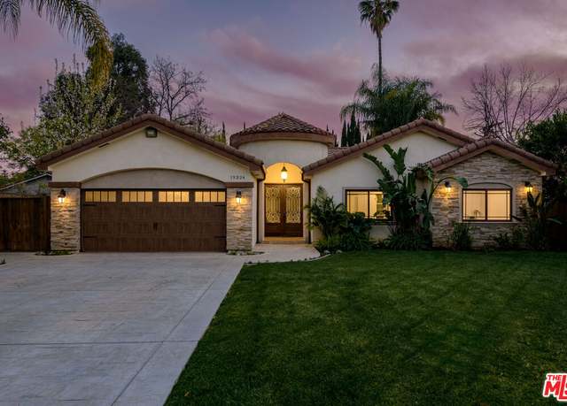 Property at 19324 Oxnard St, Tarzana, CA 91356, 5 beds, 3 baths