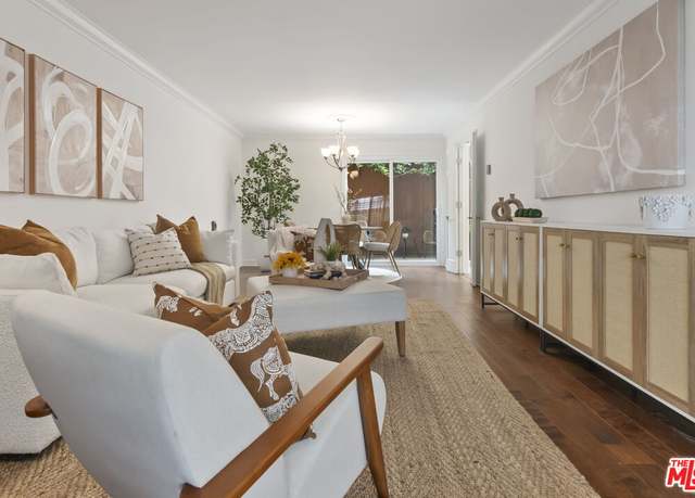 Property at 1011 5th St #2, Santa Monica, CA 90403, 3 beds, 2.5 baths