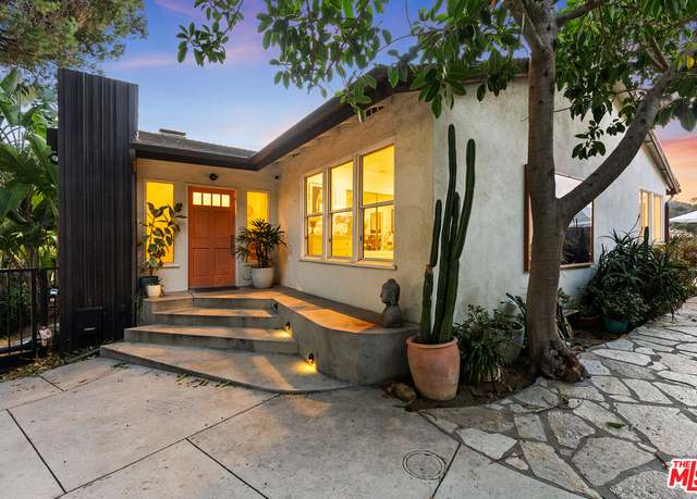 Property at 2316 Laurelmont Pl, Los Angeles, CA 90046, 3 beds, 2.5 baths