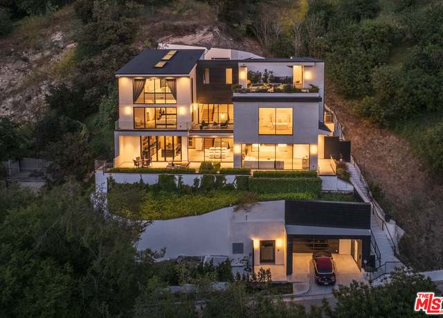 Property at 3920 Knobhill Dr, Sherman Oaks, CA 91423, 4 beds, 8 baths
