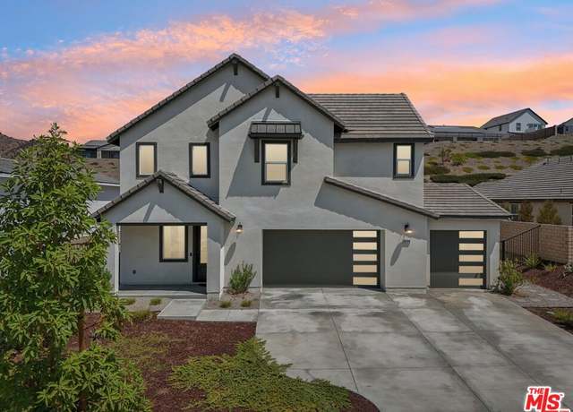 Property at 28709 Wildflower Ter, Castaic, CA 91384, 3 beds, 3 baths