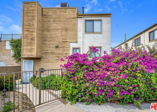 Property at 14715 Saticoy St #17, Van Nuys, CA 91405, 2 beds, 2.5 baths