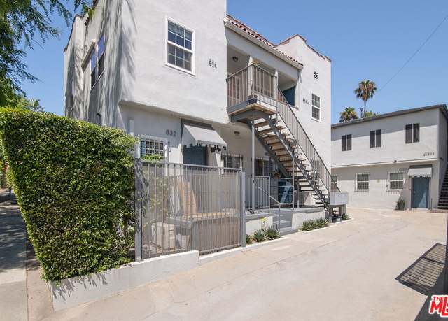 Property at 832 Hilldale Ave, West Hollywood, CA 90069, 6 beds, 8 baths