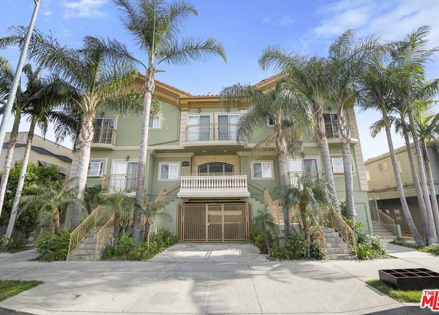Property at 12606 Burbank Blvd #5, Valley Village, CA 91607, 2 beds, 2.5 baths